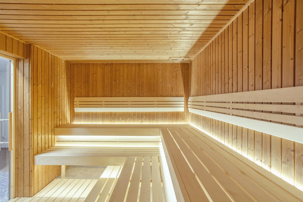 Premium Wellness Institute Hotel Bukarest Eksteriør billede