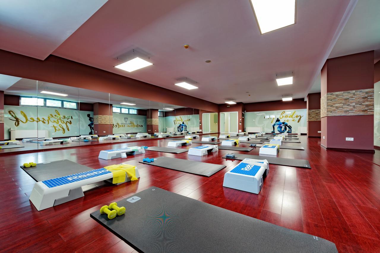 Premium Wellness Institute Hotel Bukarest Eksteriør billede