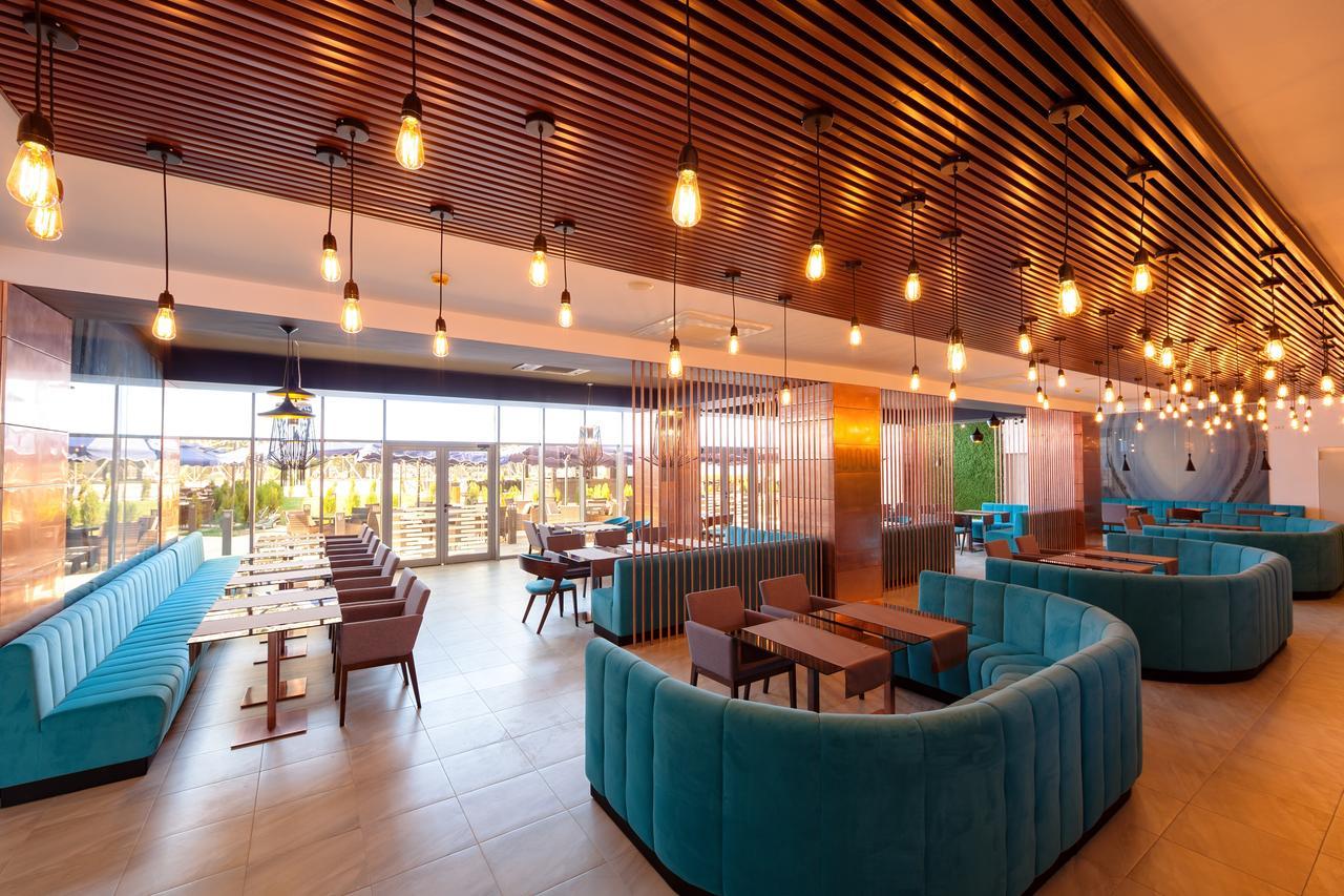 Premium Wellness Institute Hotel Bukarest Eksteriør billede